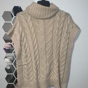 Women’s knitted turtleneck